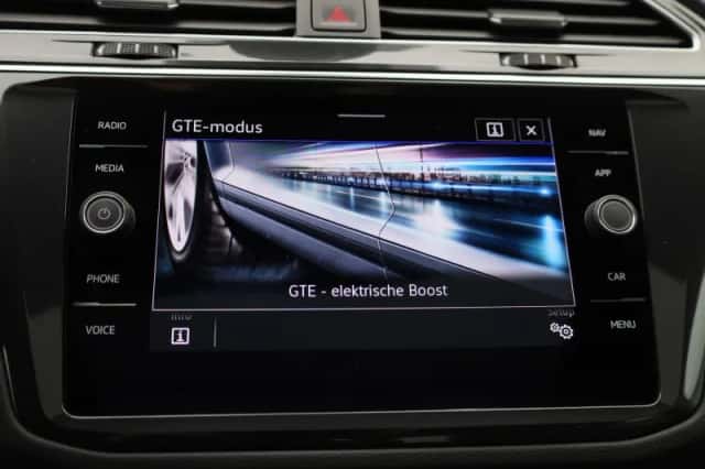 Volkswagen Tiguan (2023) thumbnail 25