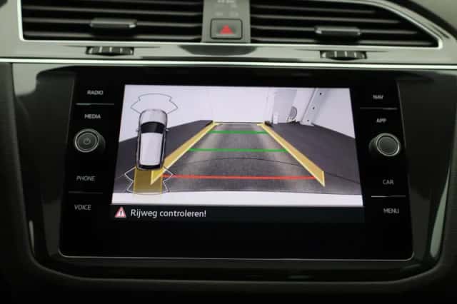 Volkswagen Tiguan (2023) thumbnail 33