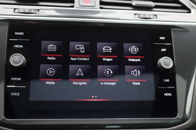 Volkswagen Tiguan (2023) thumbnail 35