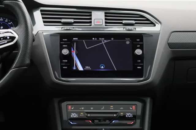 Volkswagen Tiguan (2023) thumbnail 9