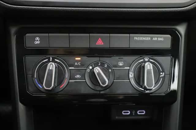Volkswagen T-Cross (2021) thumbnail 17