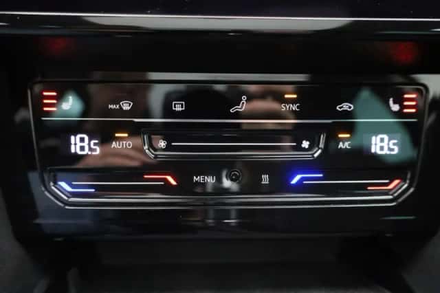 Volkswagen Passat (2023) thumbnail 27