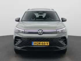Volkswagen Tiguan (2025) thumbnail 3