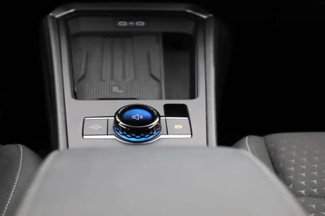 Volkswagen T-Roc (2026) thumbnail 10