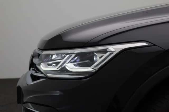 Volkswagen Tiguan (2022) thumbnail 16