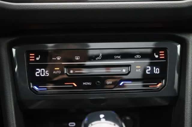 Volkswagen Tiguan (2022) thumbnail 18