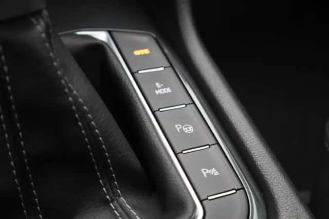 Volkswagen Tiguan (2022) thumbnail 24