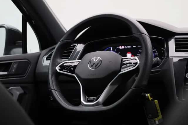 Volkswagen Tiguan (2022) thumbnail 44