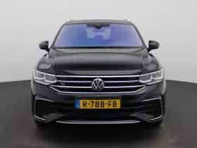 Volkswagen Tiguan (2022) thumbnail 3