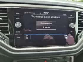 Volkswagen T-Roc (2021) thumbnail 16