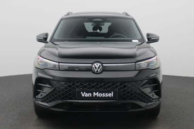 Volkswagen Tiguan (2026) thumbnail 3
