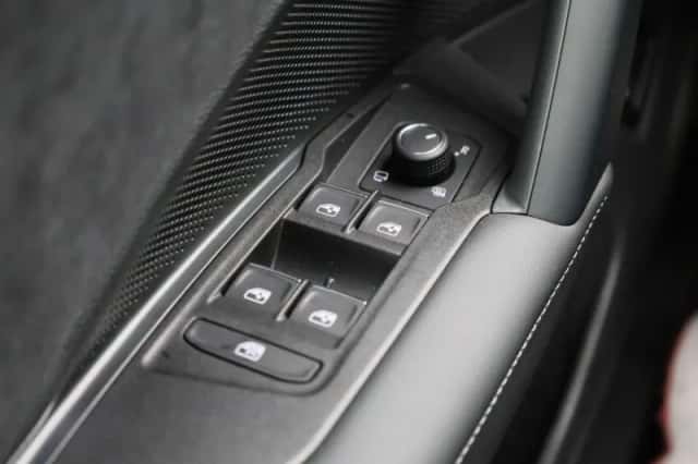 Volkswagen Tiguan (2026) thumbnail 38