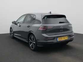 Volkswagen Golf (2025) thumbnail 2