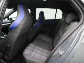 Volkswagen Golf (2025) thumbnail 10