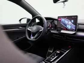 Volkswagen Golf (2025) thumbnail 38