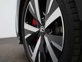 Volkswagen Golf (2025) thumbnail 41