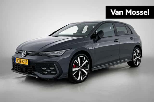 Volkswagen Golf (2025) thumbnail 1