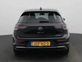 Volkswagen Golf (2025) thumbnail 5