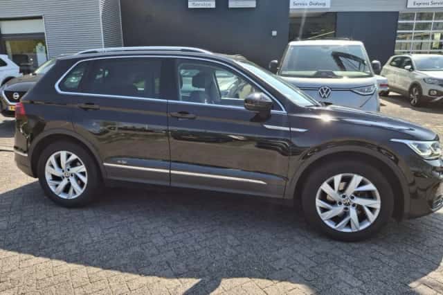 Volkswagen Tiguan (2020) thumbnail 6