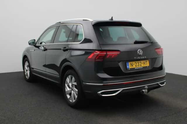 Volkswagen Tiguan (2020) thumbnail 2
