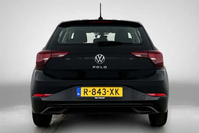 Volkswagen Polo (2022) thumbnail 3