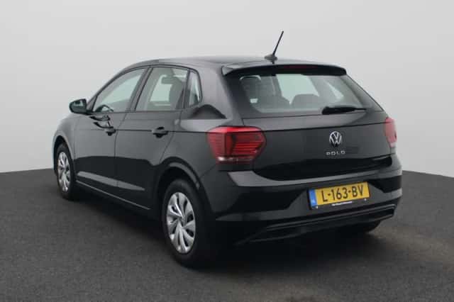 Volkswagen Polo (2021) thumbnail 2