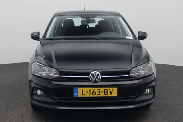Volkswagen Polo (2021) thumbnail 3