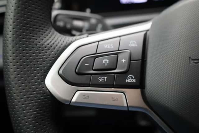 Volkswagen Tiguan (2025) thumbnail 25