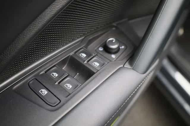 Volkswagen Tiguan (2025) thumbnail 39