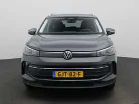 Volkswagen Tiguan (2024) thumbnail 3