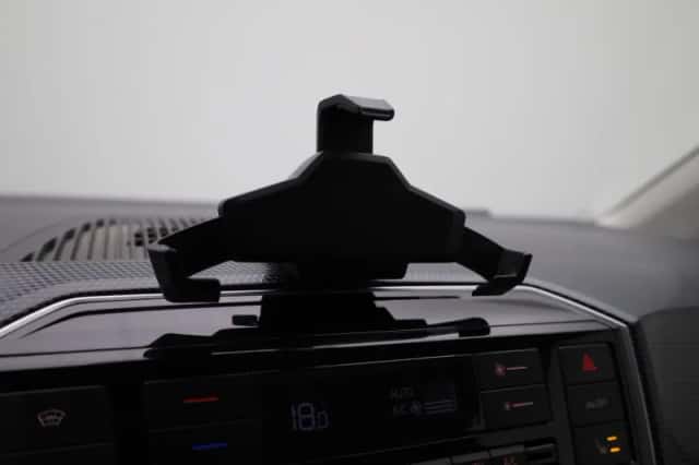 Volkswagen E-up! (2022) thumbnail 23