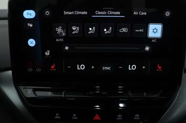 Volkswagen ID.4 (2023) thumbnail 13