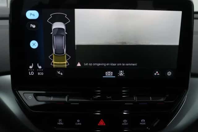 Volkswagen ID.4 (2023) thumbnail 14