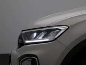 Volkswagen T-Roc (2024) thumbnail 15