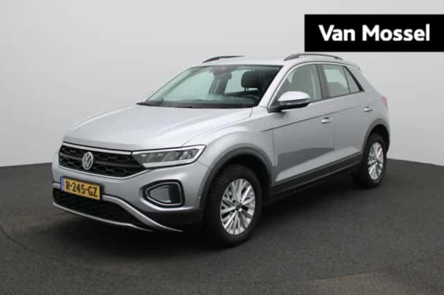 Volkswagen T-Roc (2022) thumbnail 1