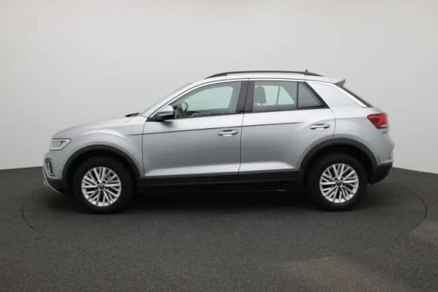 Volkswagen T-Roc (2022) thumbnail 4