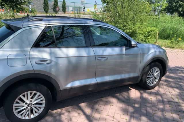 Volkswagen T-Roc (2022) thumbnail 6