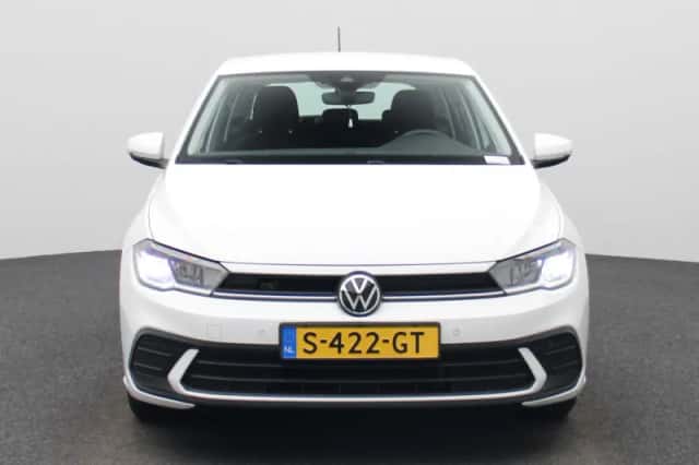 Volkswagen Polo (2023) thumbnail 3