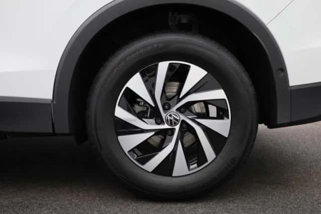 Volkswagen Tiguan (2025) thumbnail 13