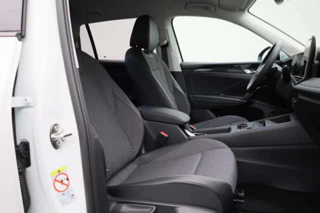 Volkswagen Tiguan (2025) thumbnail 36