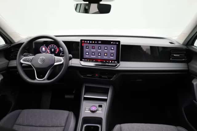 Volkswagen Tiguan (2025) thumbnail 38