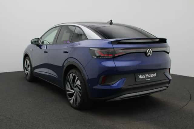Volkswagen ID.5 (2022) thumbnail 2