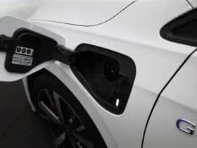 Volkswagen Golf (2025) thumbnail 16