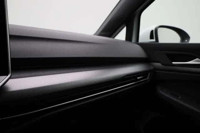Volkswagen Golf (2025) thumbnail 26