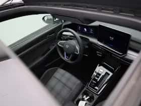 Volkswagen Golf (2025) thumbnail 43