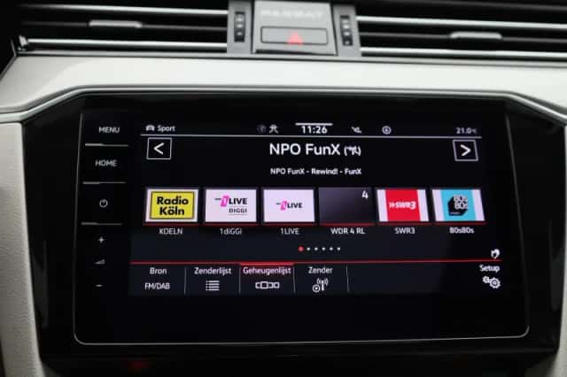 Volkswagen Passat (2020) thumbnail 22