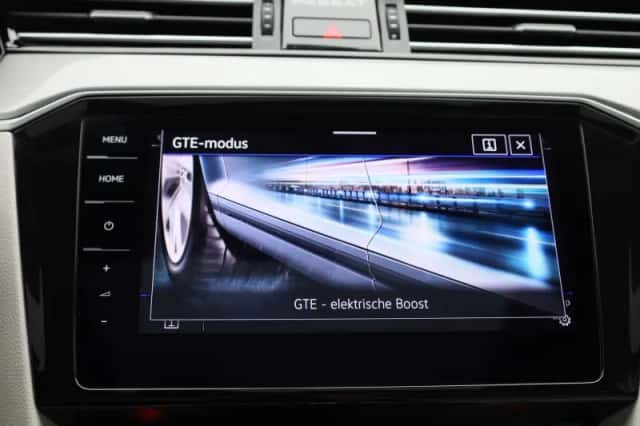 Volkswagen Passat (2020) thumbnail 24