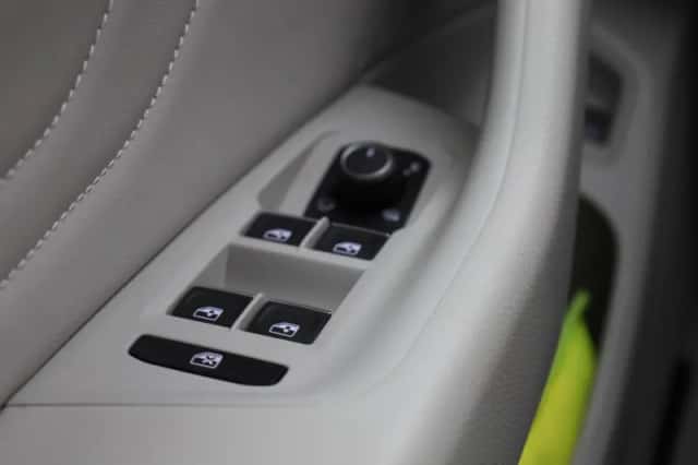 Volkswagen Passat (2020) thumbnail 32
