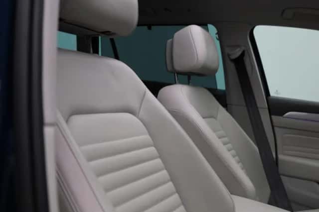 Volkswagen Passat (2020) thumbnail 40