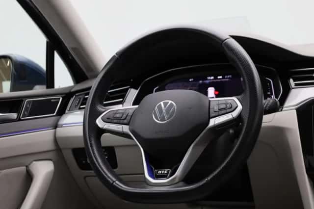Volkswagen Passat (2020) thumbnail 45
